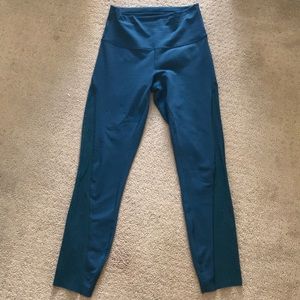 Lululemon laser cut wunder unders